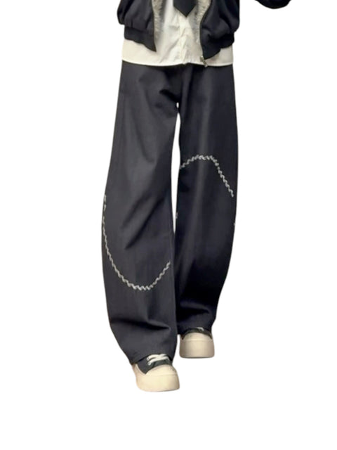 EMBROIDERED RELAXED-FIT JEANS tt038