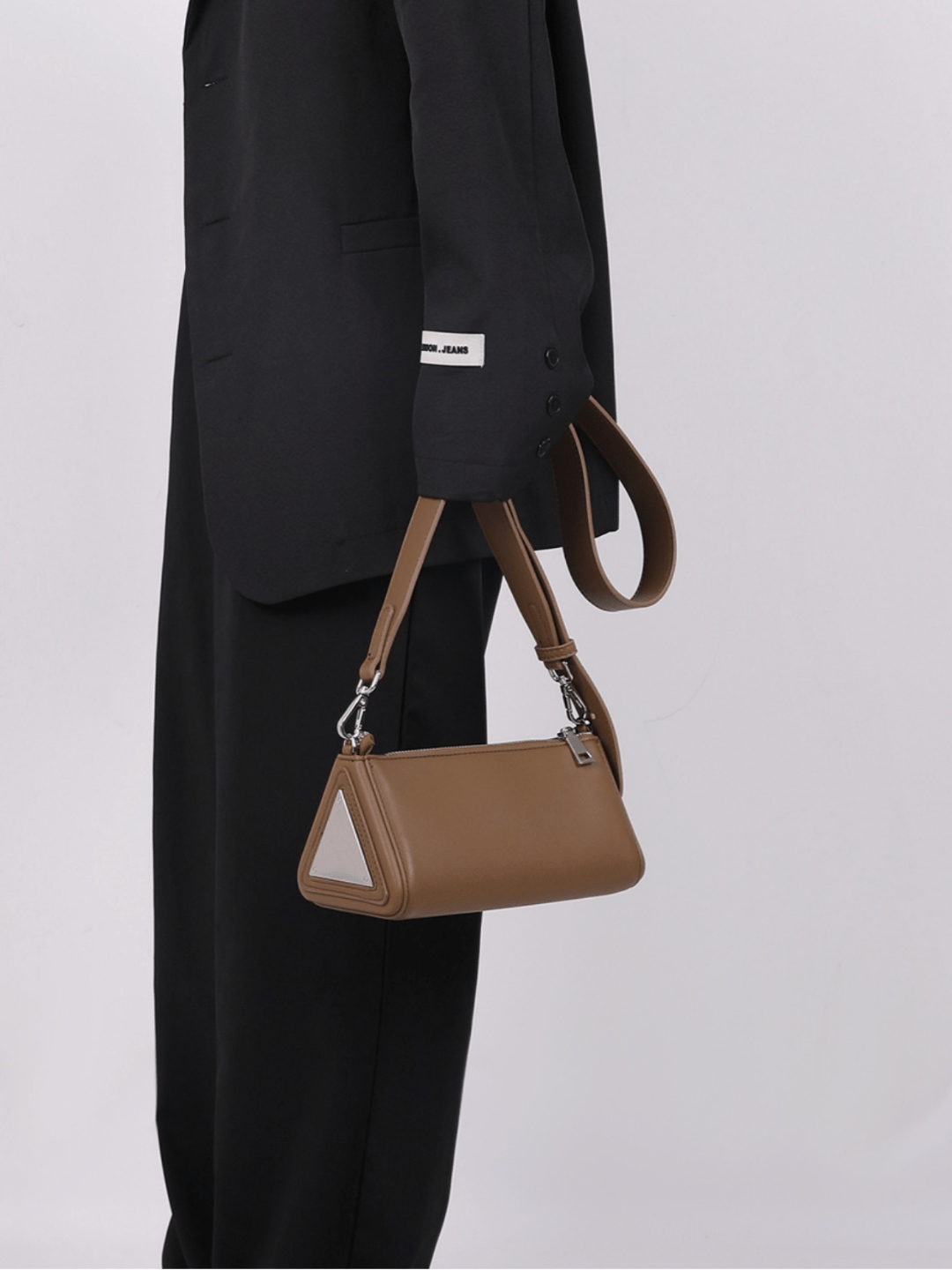 [luckystudio] Triangle Simple Crossbody Bag st1944