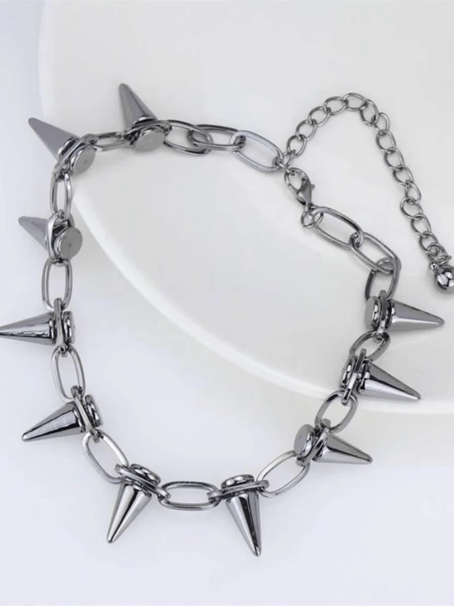 RIVET DARK BULLET NECKLACE ST525