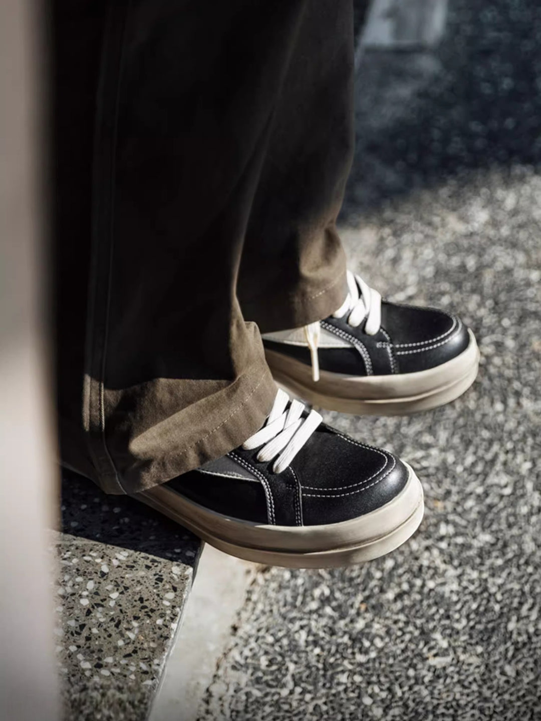 [MRA] VINTAGE BLACK LOW-TOPS st5045