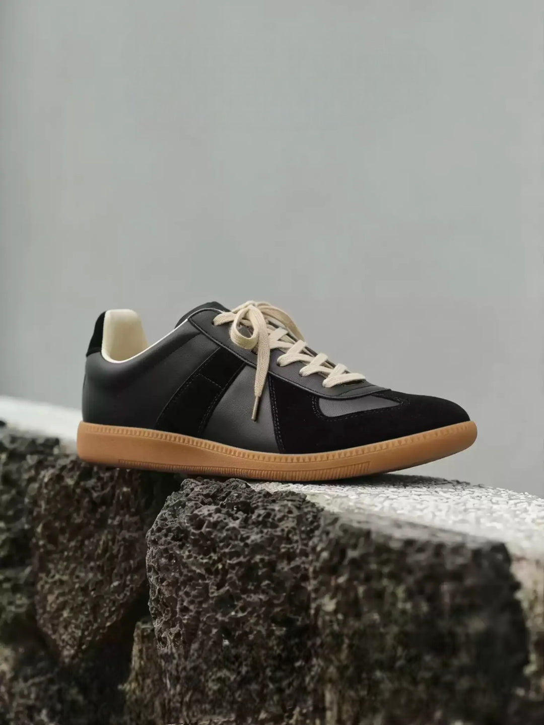 Genuine Leather Retro Trainers ST5170