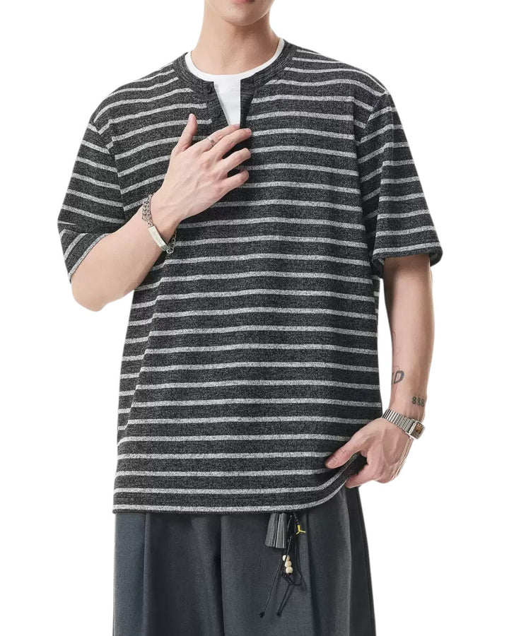 FAKE-LAYER STRIPED V-NECK RELAXED T-SHIRT MT564