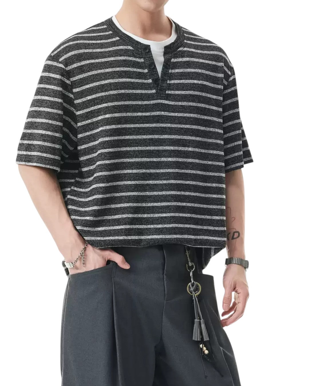 FAKE-LAYER STRIPED V-NECK RELAXED T-SHIRT MT564