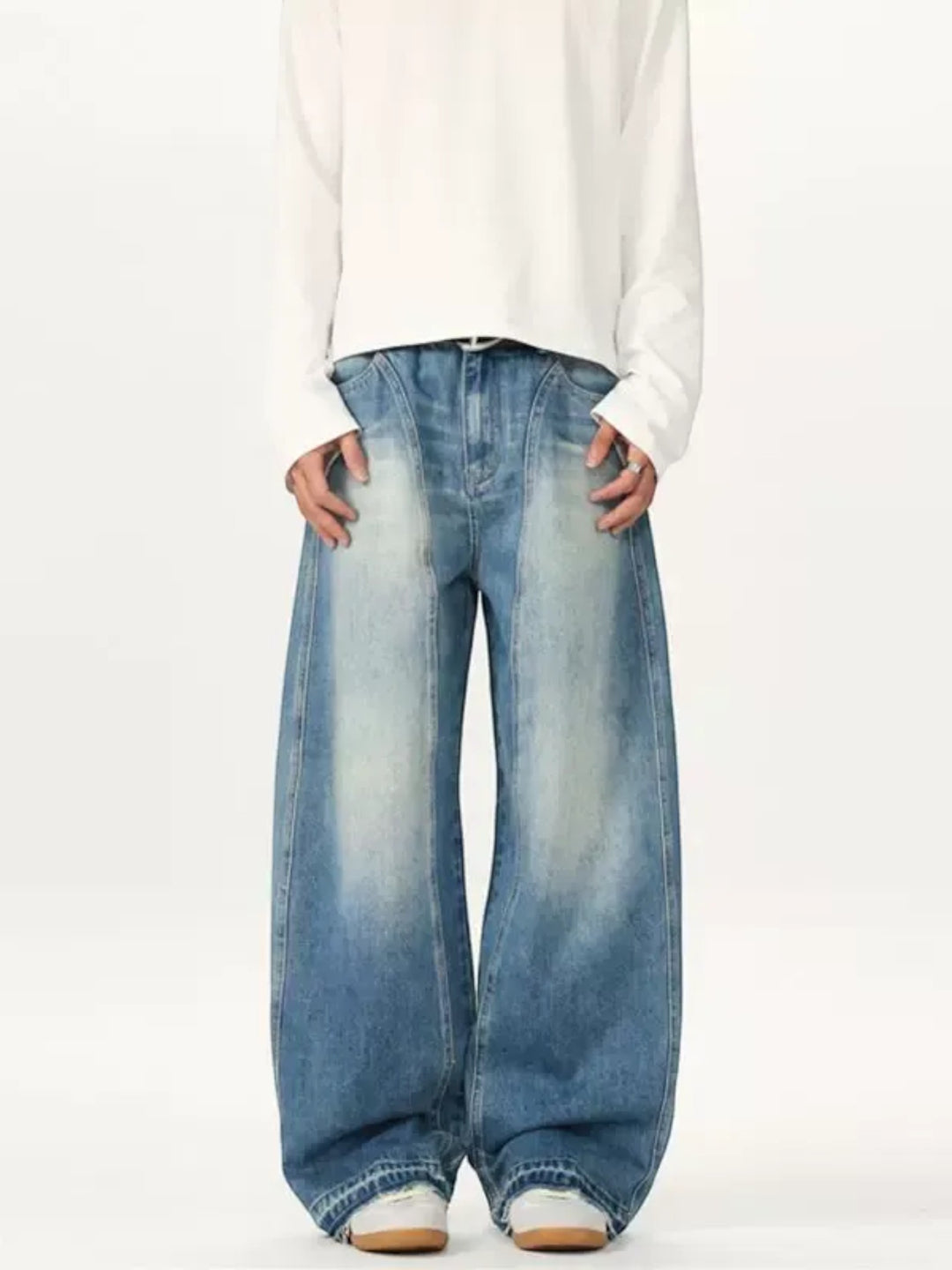 SABER-CUT LOOSE-FIT JEANS ST5199